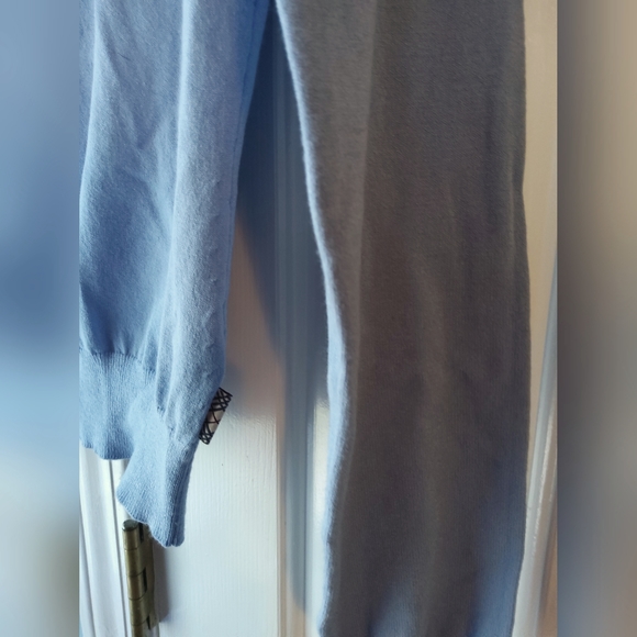 BURBERRY💥New💥Sky Blue Long-sleeve Sweater - Picture 4 of 4